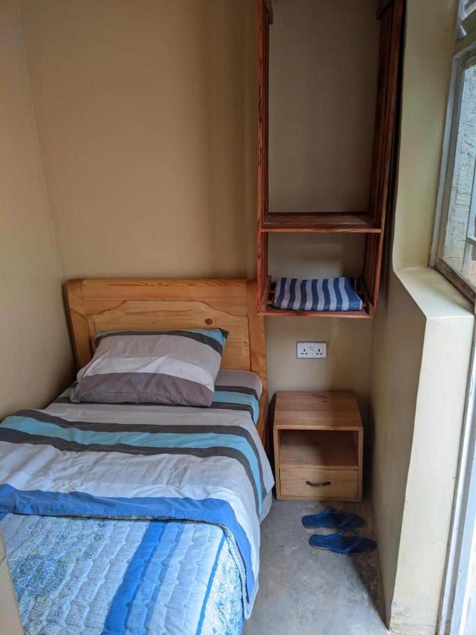 Tommy'S Budget Rooms Kigali Chambre photo